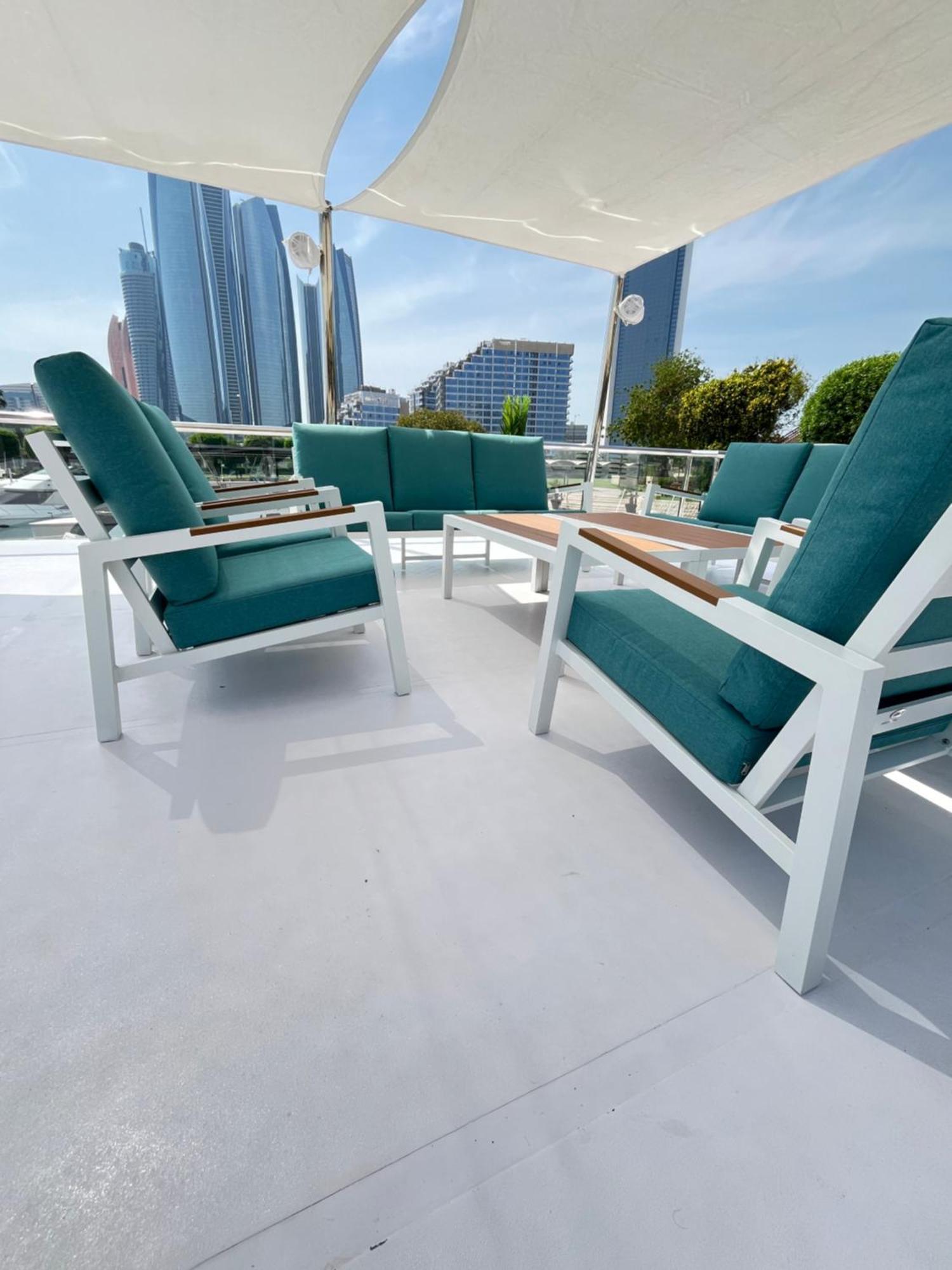 Solara Yacht Botel