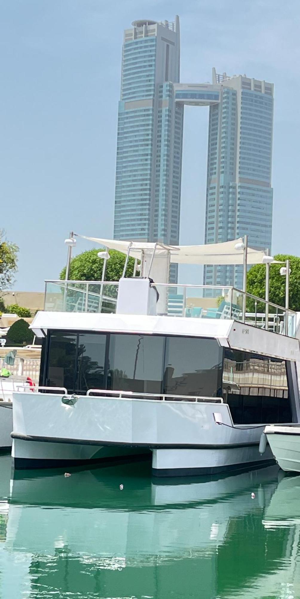 Botel Solara Yacht *